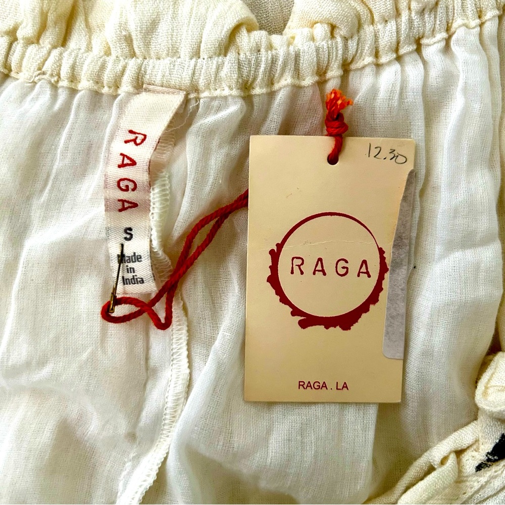 NWT RAGA Antalya Blouse Sugar Cookie Tunic Boho Flowy Tassels Festival Fairy - Picture 8 of 11